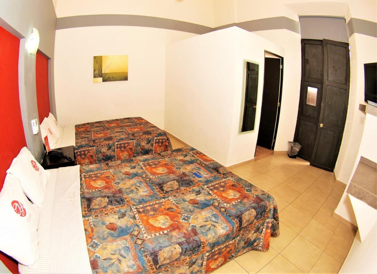 Hotel Jorge Alejandro Гвадалахара Экстерьер фото