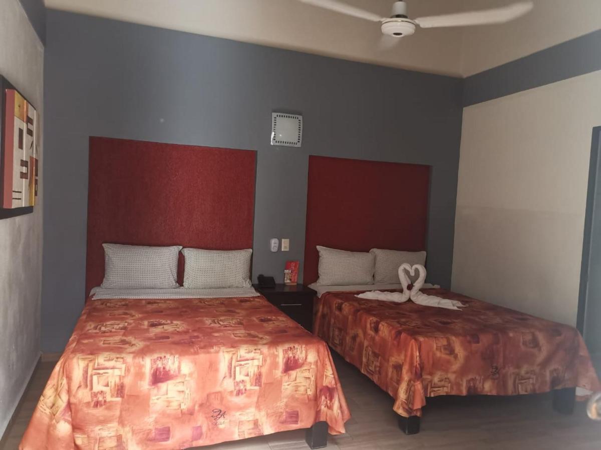 Hotel Jorge Alejandro Гвадалахара Экстерьер фото