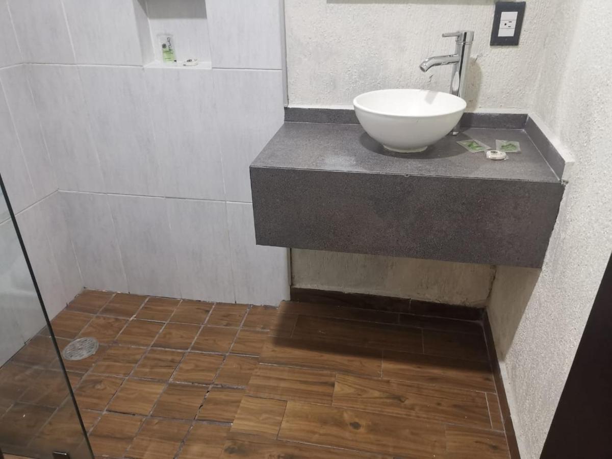 Hotel Jorge Alejandro Гвадалахара Экстерьер фото